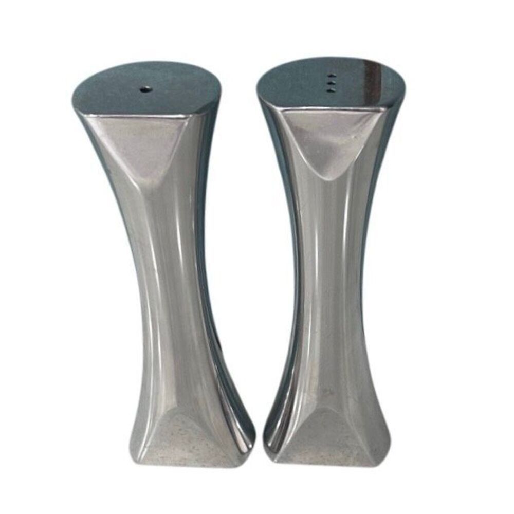 Nambe Studio Hug Salt & Pepper Shakers Set 6" Silver-tone Hourglass-shaped Alloy